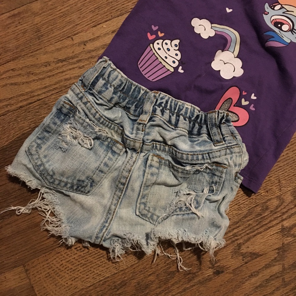 18 month outfit worn very little